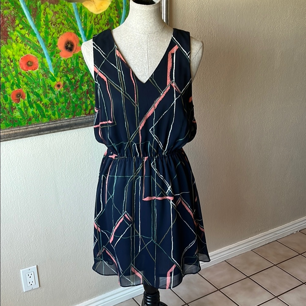 Elegant Navy and Pink Geometric Dress